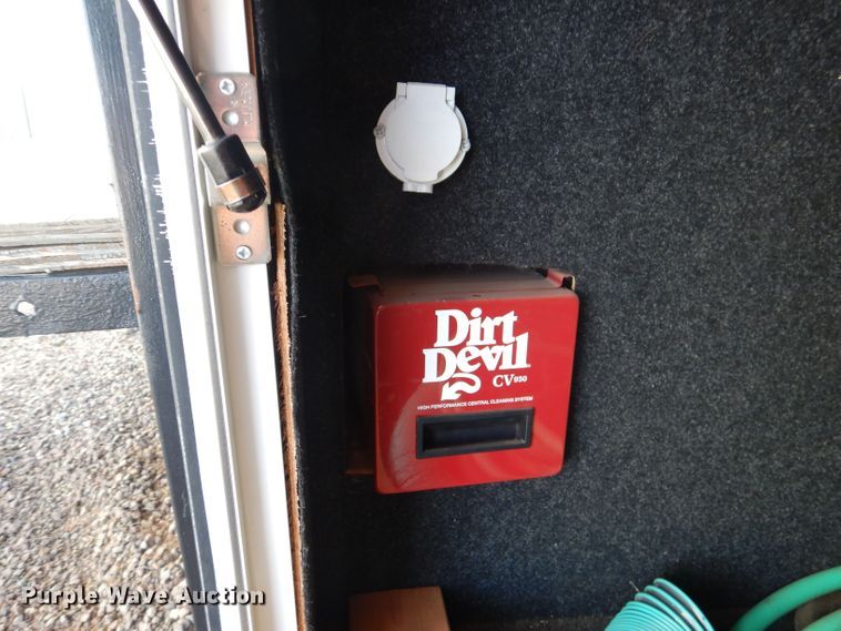 image for item DJ8962 2009 Carriage Carri-Lite  camper