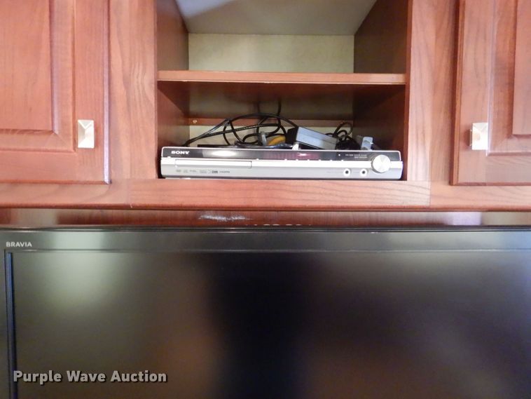 image for item DJ8962 2009 Carriage Carri-Lite  camper