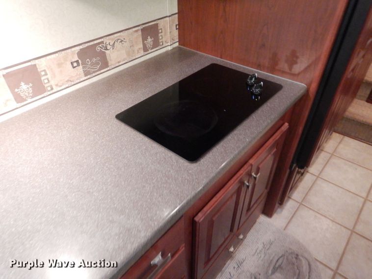 image for item DJ8962 2009 Carriage Carri-Lite  camper