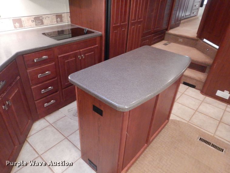 image for item DJ8962 2009 Carriage Carri-Lite  camper