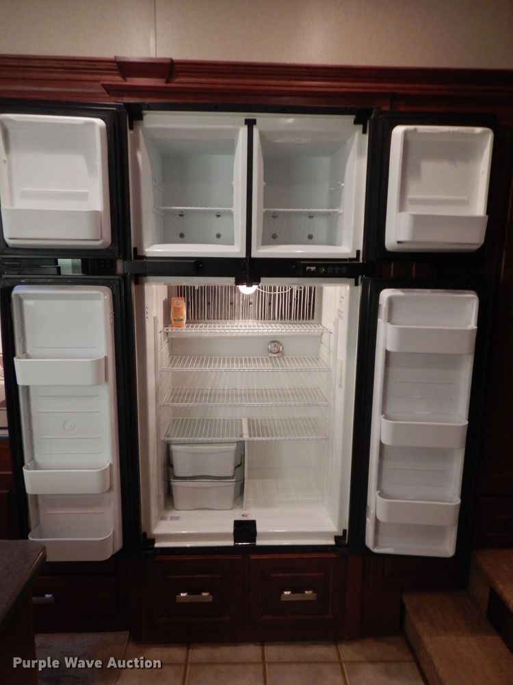 image for item DJ8962 2009 Carriage Carri-Lite  camper