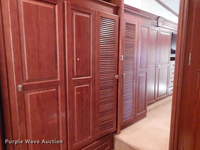 image for item DJ8962 2009 Carriage Carri-Lite  camper