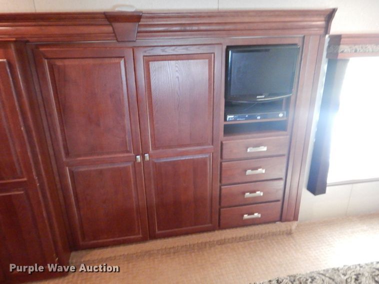 image for item DJ8962 2009 Carriage Carri-Lite  camper