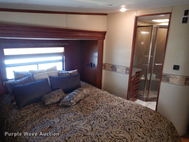 image for item DJ8962 2009 Carriage Carri-Lite  camper