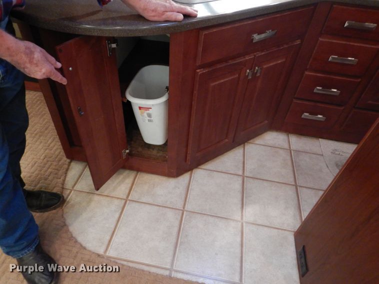 image for item DJ8962 2009 Carriage Carri-Lite  camper