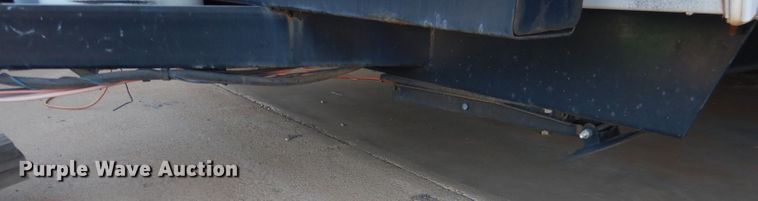 image for item DJ8963 2006 R-Vision Trail Sport  camper