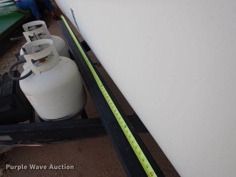 image for item DJ8963 2006 R-Vision Trail Sport  camper