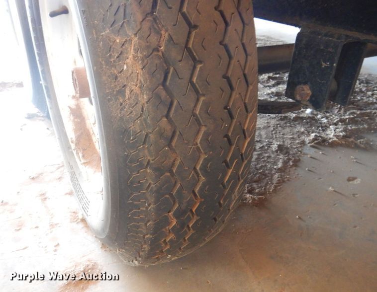 image for item DJ8963 2006 R-Vision Trail Sport  camper