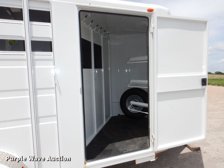image for item DK0492 2016 Titan Primo  livestock trailer