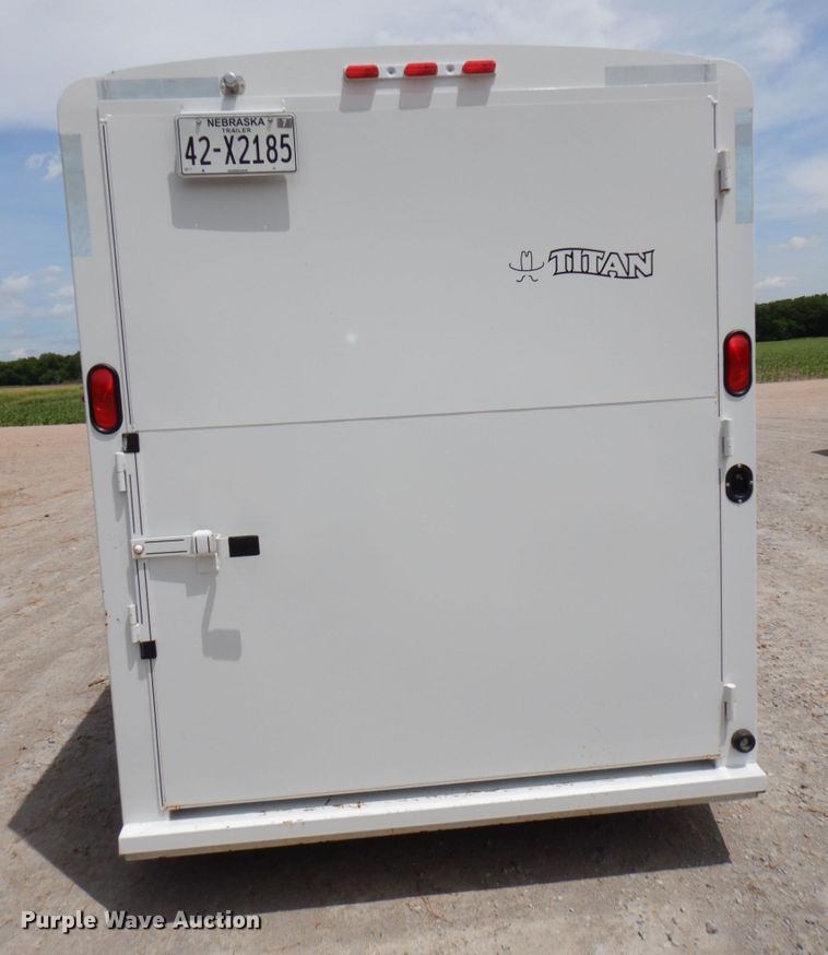 image for item DK0492 2016 Titan Primo  livestock trailer