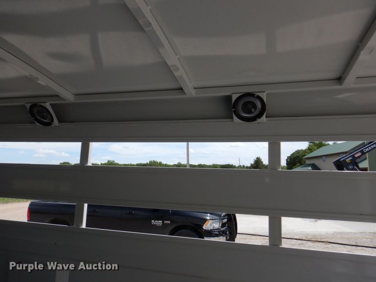 image for item DK0492 2016 Titan Primo  livestock trailer