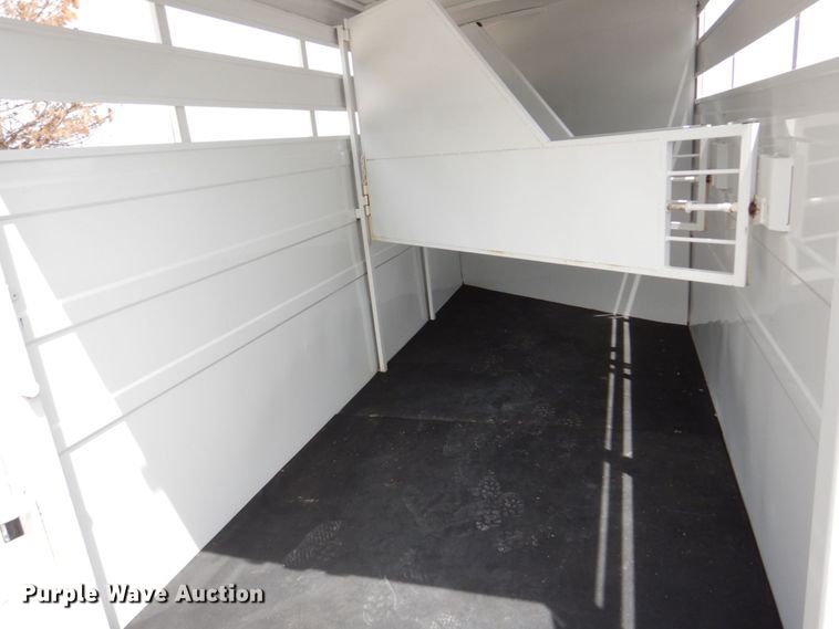 image for item DK0492 2016 Titan Primo  livestock trailer