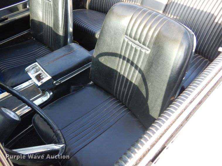 image for item DK0916 1965 Ford Thunderbird  convertible