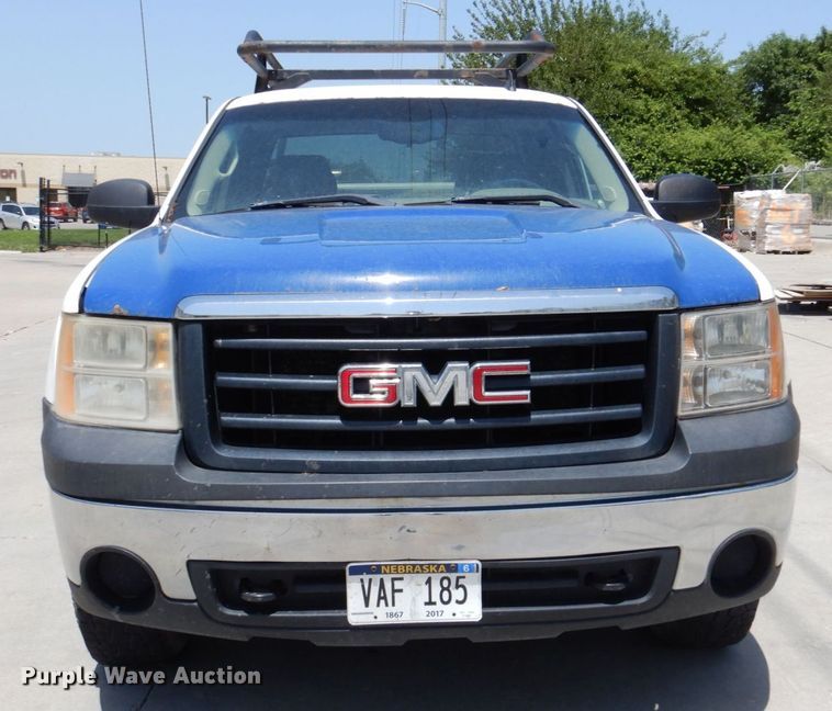image for item DM2246 2008 GMC Sierra 1500  Ext. Cab pickup truck