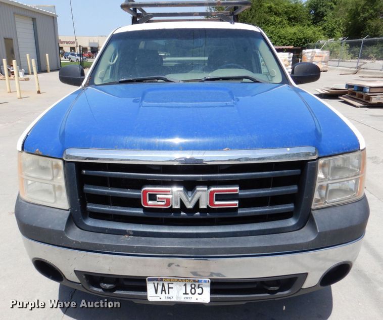 image for item DM2246 2008 GMC Sierra 1500  Ext. Cab pickup truck