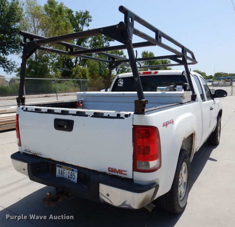 image for item DM2246 2008 GMC Sierra 1500  Ext. Cab pickup truck