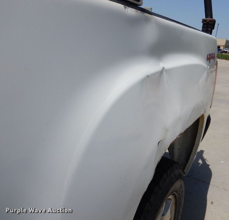 image for item DM2246 2008 GMC Sierra 1500  Ext. Cab pickup truck