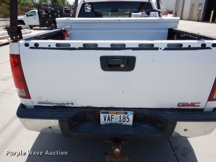 image for item DM2246 2008 GMC Sierra 1500  Ext. Cab pickup truck