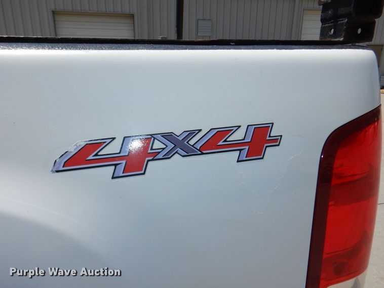 image for item DM2246 2008 GMC Sierra 1500  Ext. Cab pickup truck