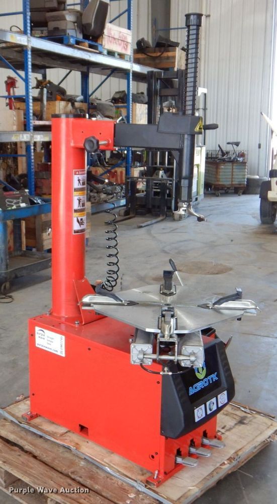 Agrotk ATKTC24 rimclamp tire machine in Waterloo, NE Item DM2295