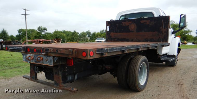 image for item DM3832 2003 GMC C4500  flatbed truck