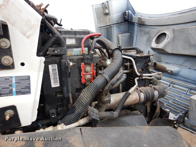 image for item DM3832 2003 GMC C4500  flatbed truck