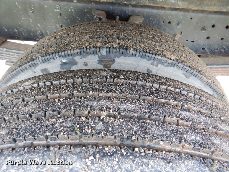 image for item DM3832 2003 GMC C4500  flatbed truck