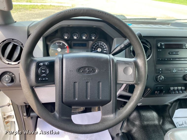 image for item DM4148 2011 Ford F350 Super Duty  Crew Cab utility bed pickup truck