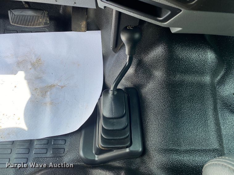 image for item DM4148 2011 Ford F350 Super Duty  Crew Cab utility bed pickup truck