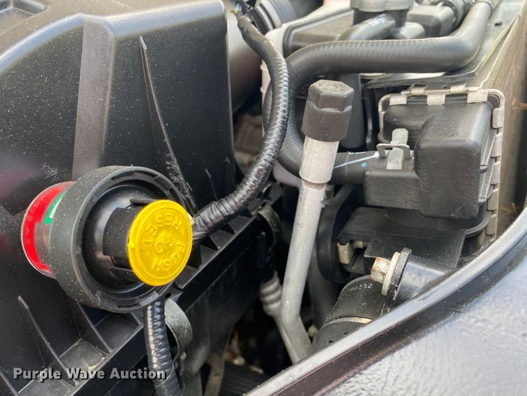 image for item DM4148 2011 Ford F350 Super Duty  Crew Cab utility bed pickup truck