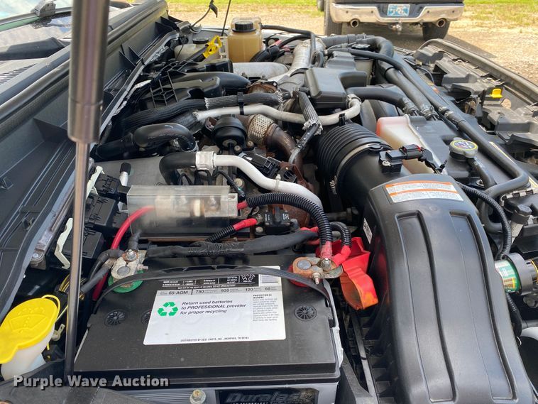 image for item DM4148 2011 Ford F350 Super Duty  Crew Cab utility bed pickup truck