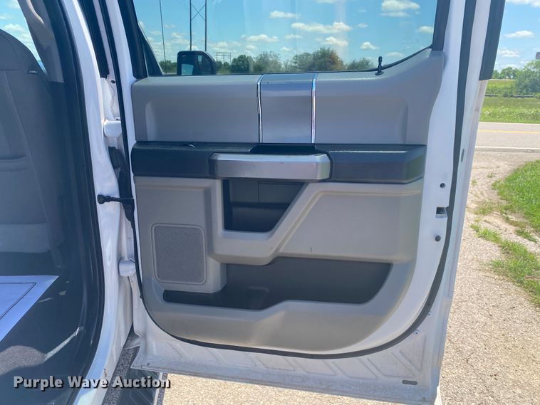 image for item DM4158 2018 Ford F150  SuperCrew pickup truck