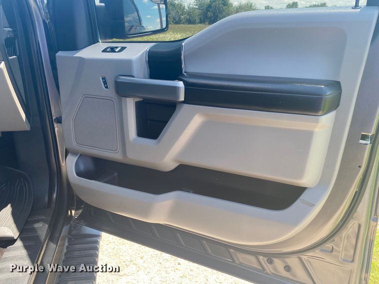 image for item DM4161 2017 Ford F150  SuperCrew pickup truck