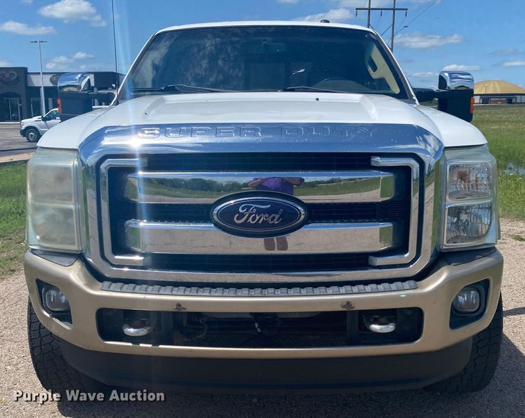 image for item DM4164 2012 Ford F350 Super Duty  Crew Cab pickup truck