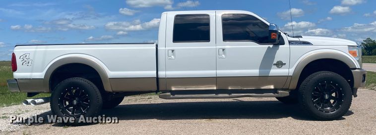 image for item DM4164 2012 Ford F350 Super Duty  Crew Cab pickup truck