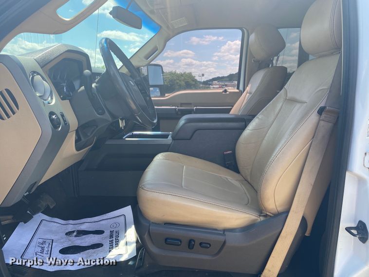 image for item DM4164 2012 Ford F350 Super Duty  Crew Cab pickup truck