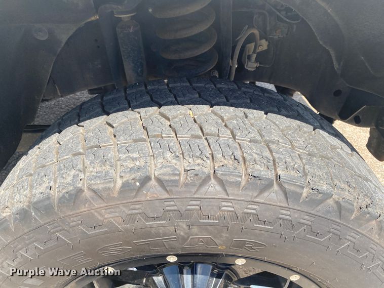 image for item DM4164 2012 Ford F350 Super Duty  Crew Cab pickup truck