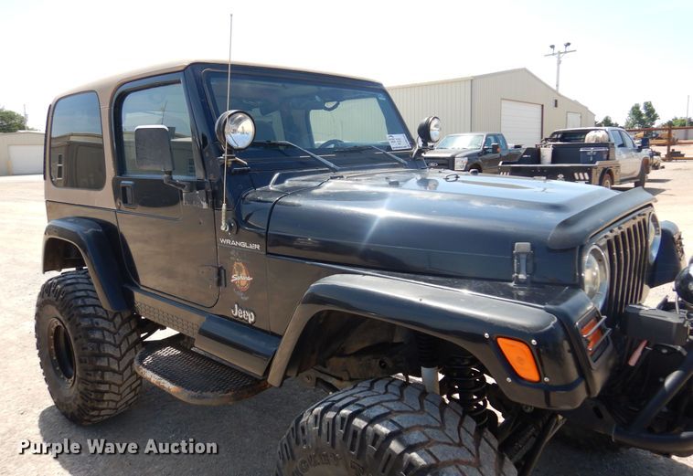 image for item DN0338 1998 Jeep Wrangler Sahara  SUV