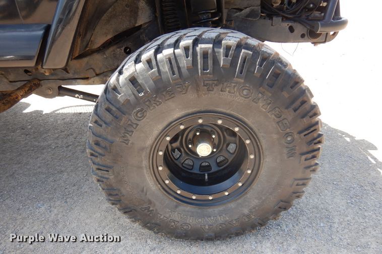 image for item DN0338 1998 Jeep Wrangler Sahara  SUV