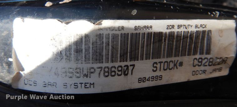 image for item DN0338 1998 Jeep Wrangler Sahara  SUV