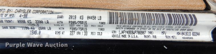 image for item DN0338 1998 Jeep Wrangler Sahara  SUV