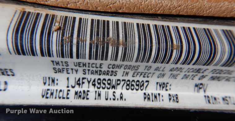 image for item DN0338 1998 Jeep Wrangler Sahara  SUV