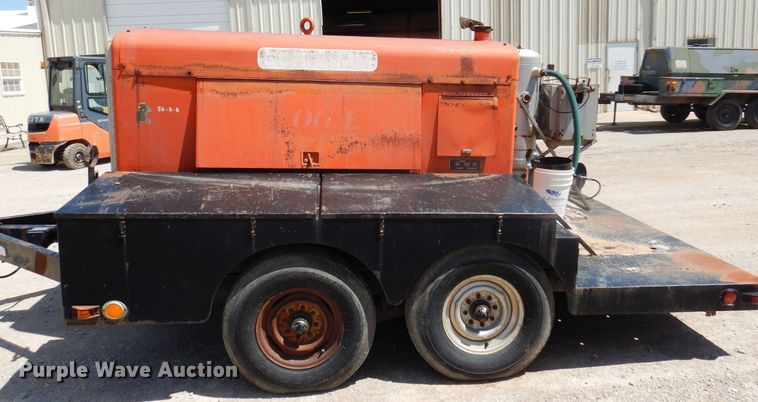 image for item DN0339 1982 Schramm  air compressor