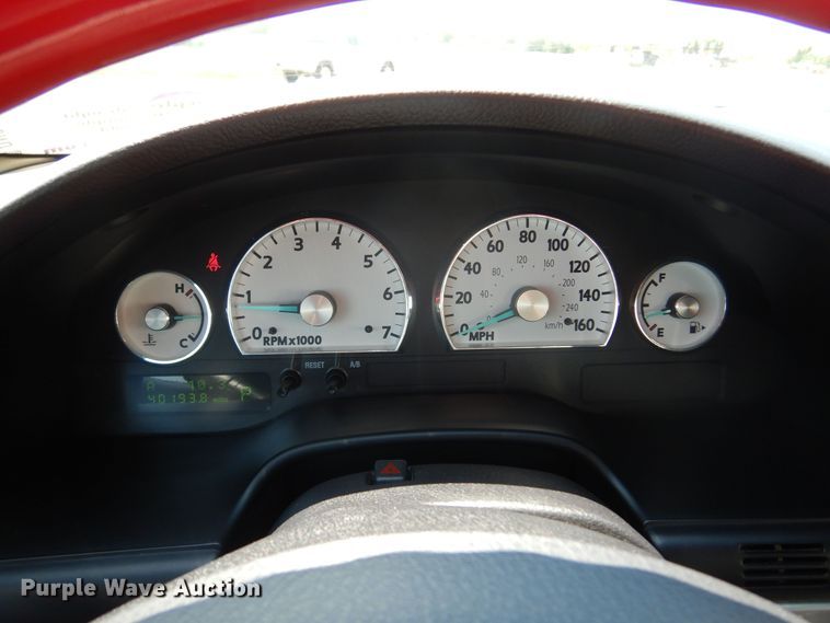 image for item DN0340 2003 Ford Thunderbird