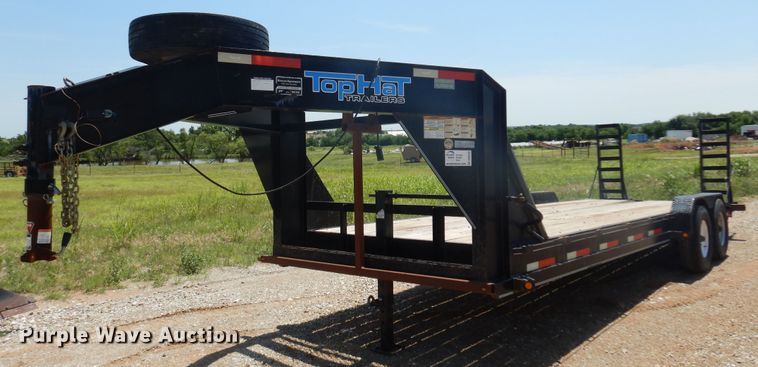 image for item DN0342 2013 Top Hat  equipment trailer