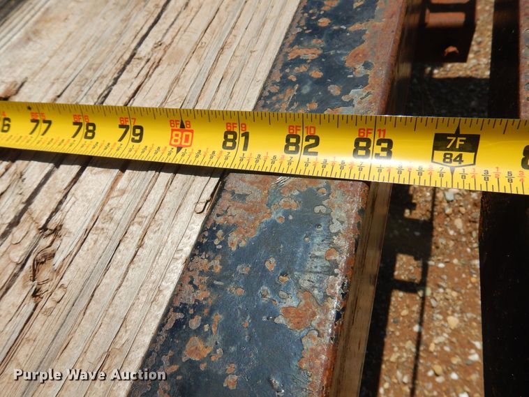 image for item DN0342 2013 Top Hat  equipment trailer