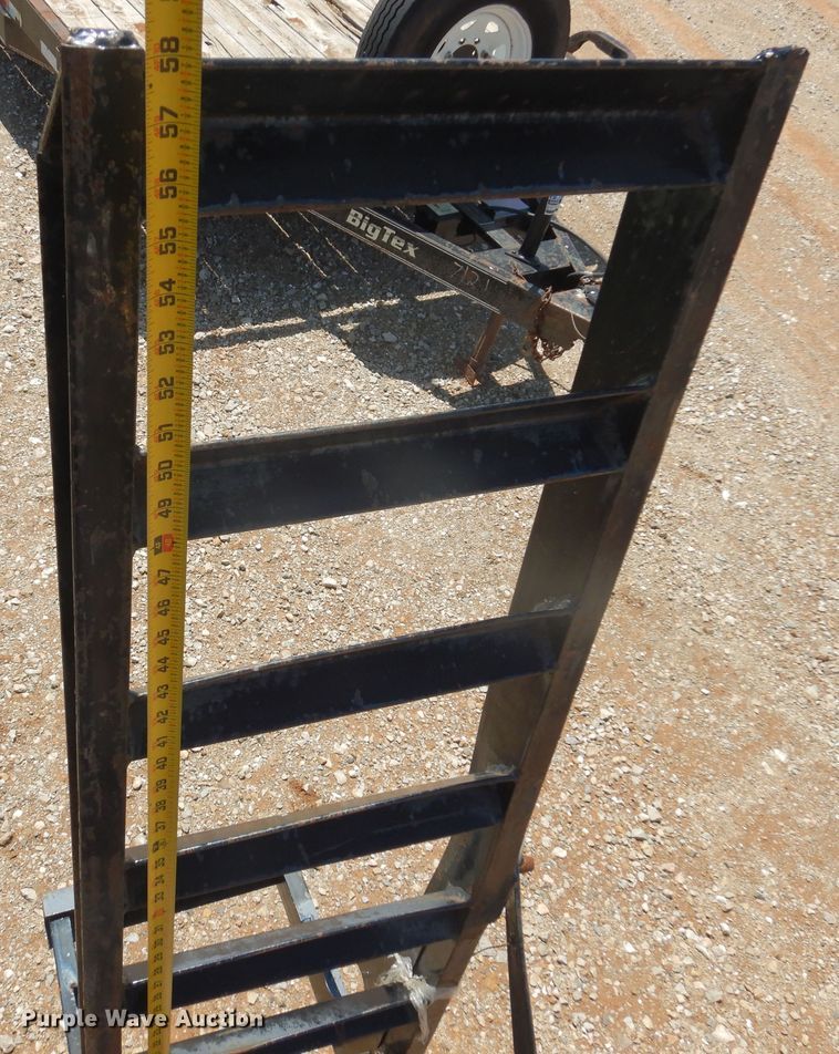 image for item DN0342 2013 Top Hat  equipment trailer