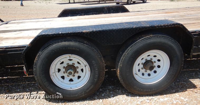 image for item DN0342 2013 Top Hat  equipment trailer