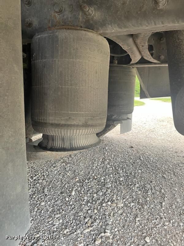 image for item DN0379 2009 International PC015  shuttle bus