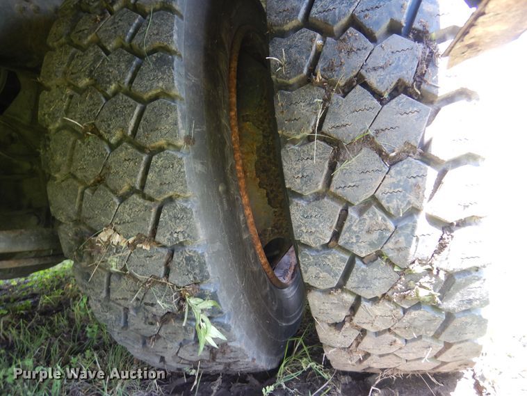 image for item DN0379 2009 International PC015  shuttle bus